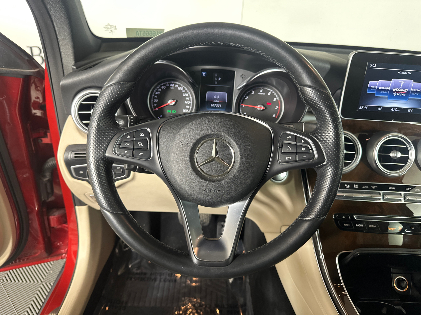 2017 Mercedes-Benz GLC GLC 300 26