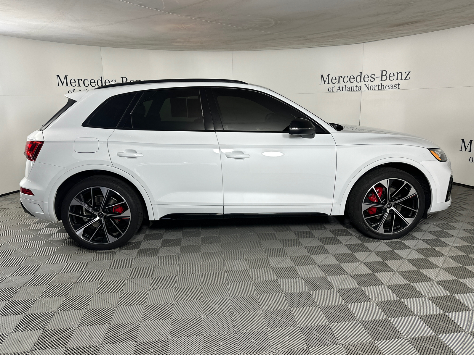 2024 Audi SQ5 Premium Plus 8