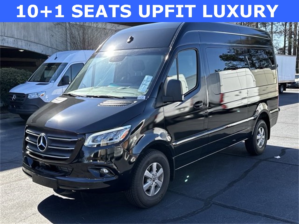 2023 Mercedes-Benz Sprinter 2500 Passenger 144 WB 7