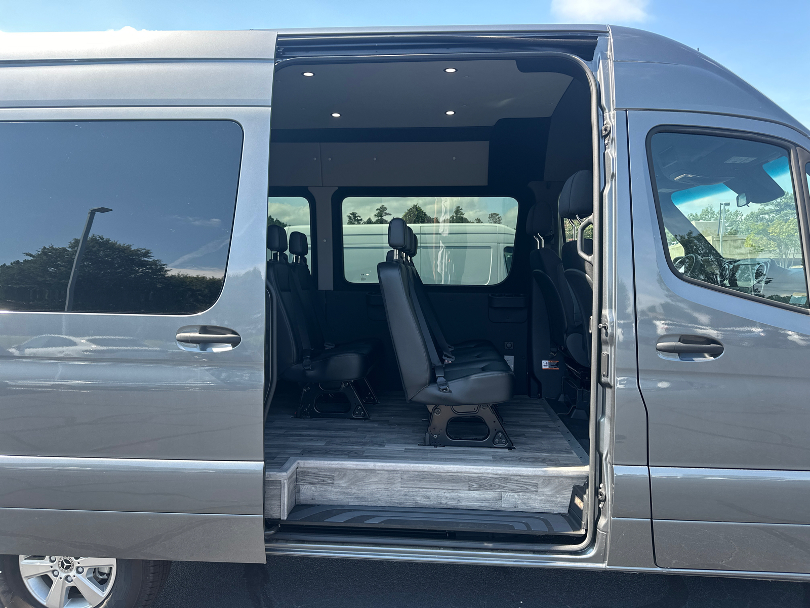 2023 Mercedes-Benz Sprinter 2500 Passenger 144 WB 16