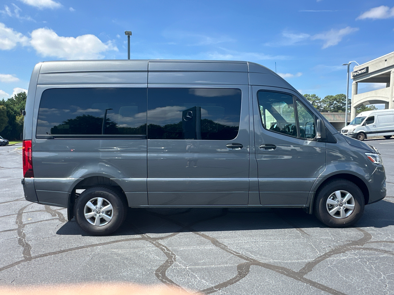 2023 Mercedes-Benz Sprinter 2500 Passenger 144 WB 8