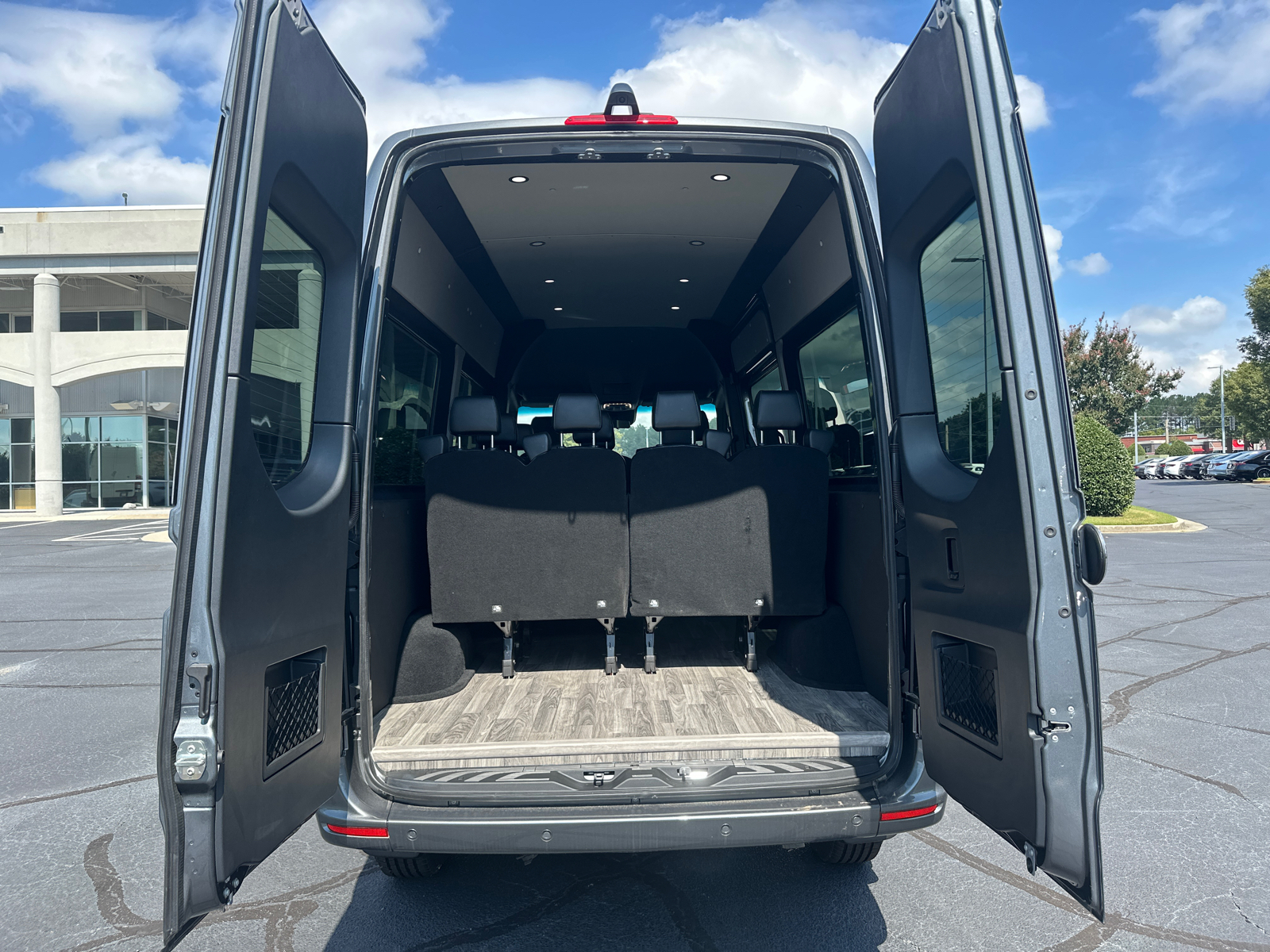 2023 Mercedes-Benz Sprinter 2500 Passenger 144 WB 19