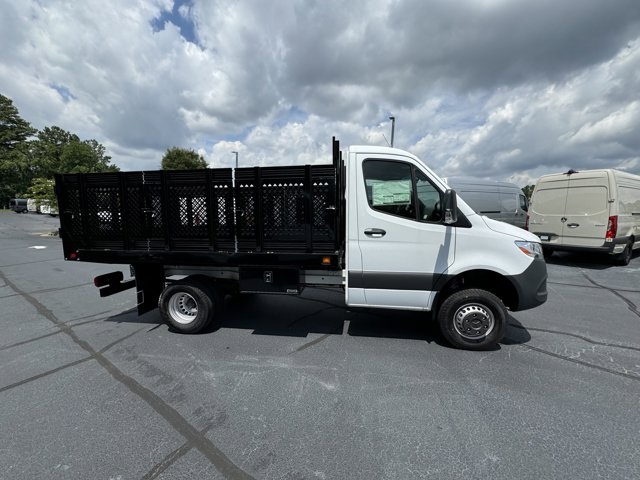 2023 Mercedes-Benz Sprinter 3500 Cab Chassis 144 WB 9