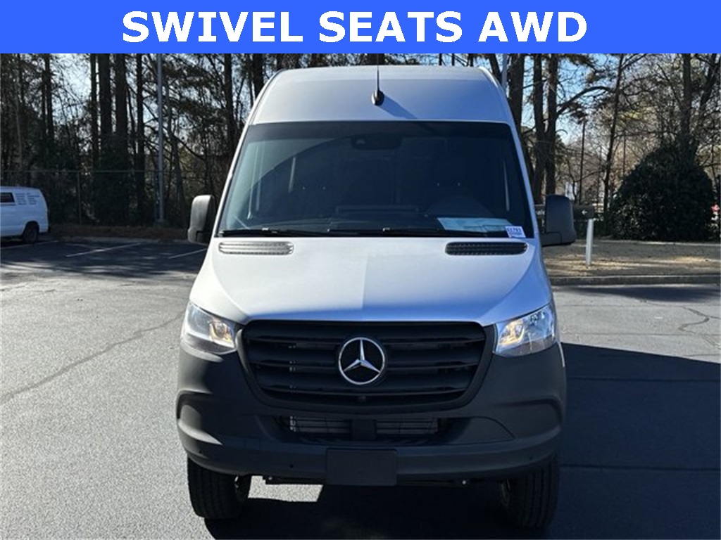 2024 Mercedes-Benz Sprinter 2500 Cargo 170 WB 2