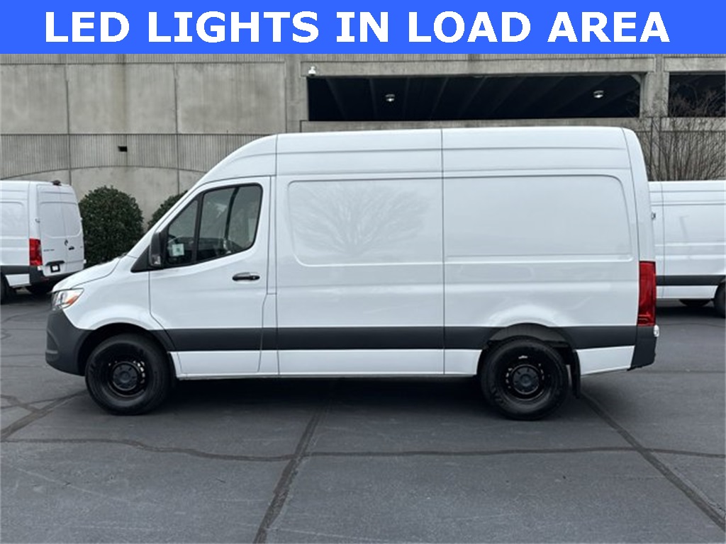 2024 Mercedes-Benz Sprinter 2500 Cargo 144 WB 9