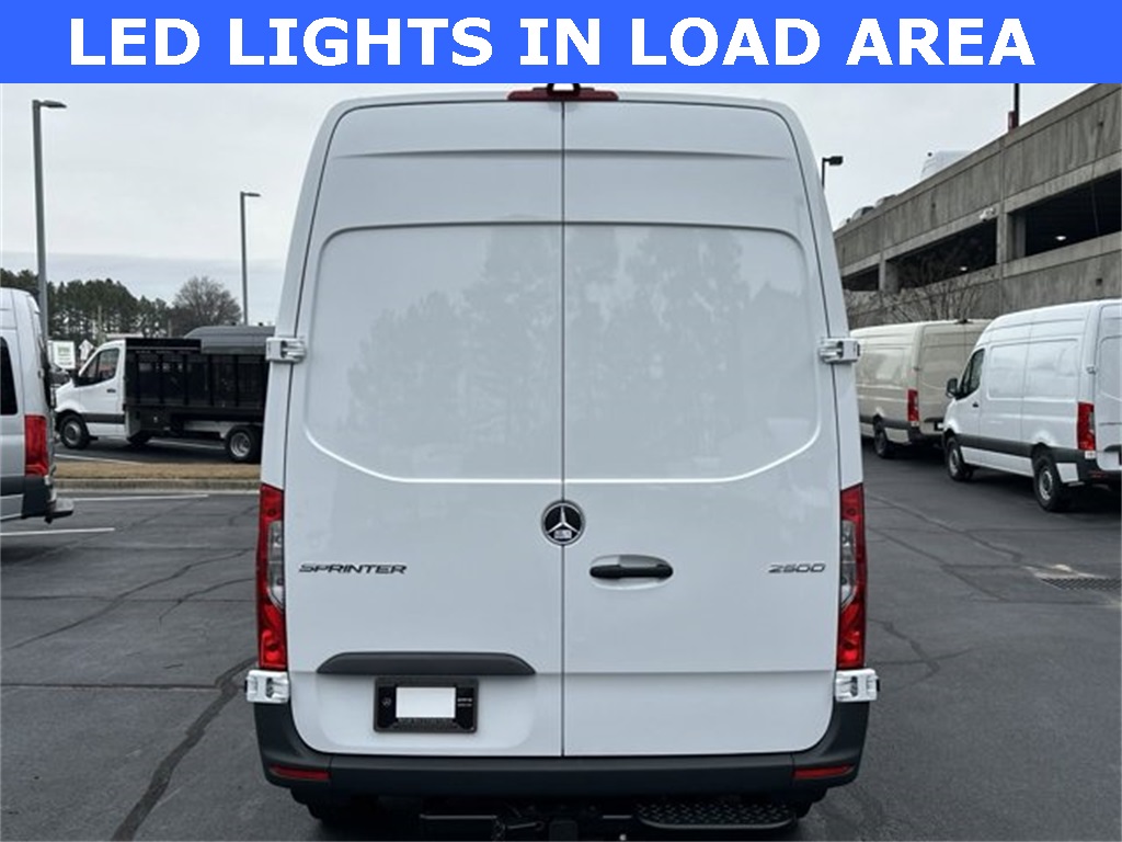 2024 Mercedes-Benz Sprinter 2500 Cargo 144 WB 11