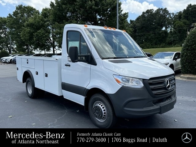 2024 Mercedes-Benz Sprinter 3500 Cab Chassis 144 WB 1