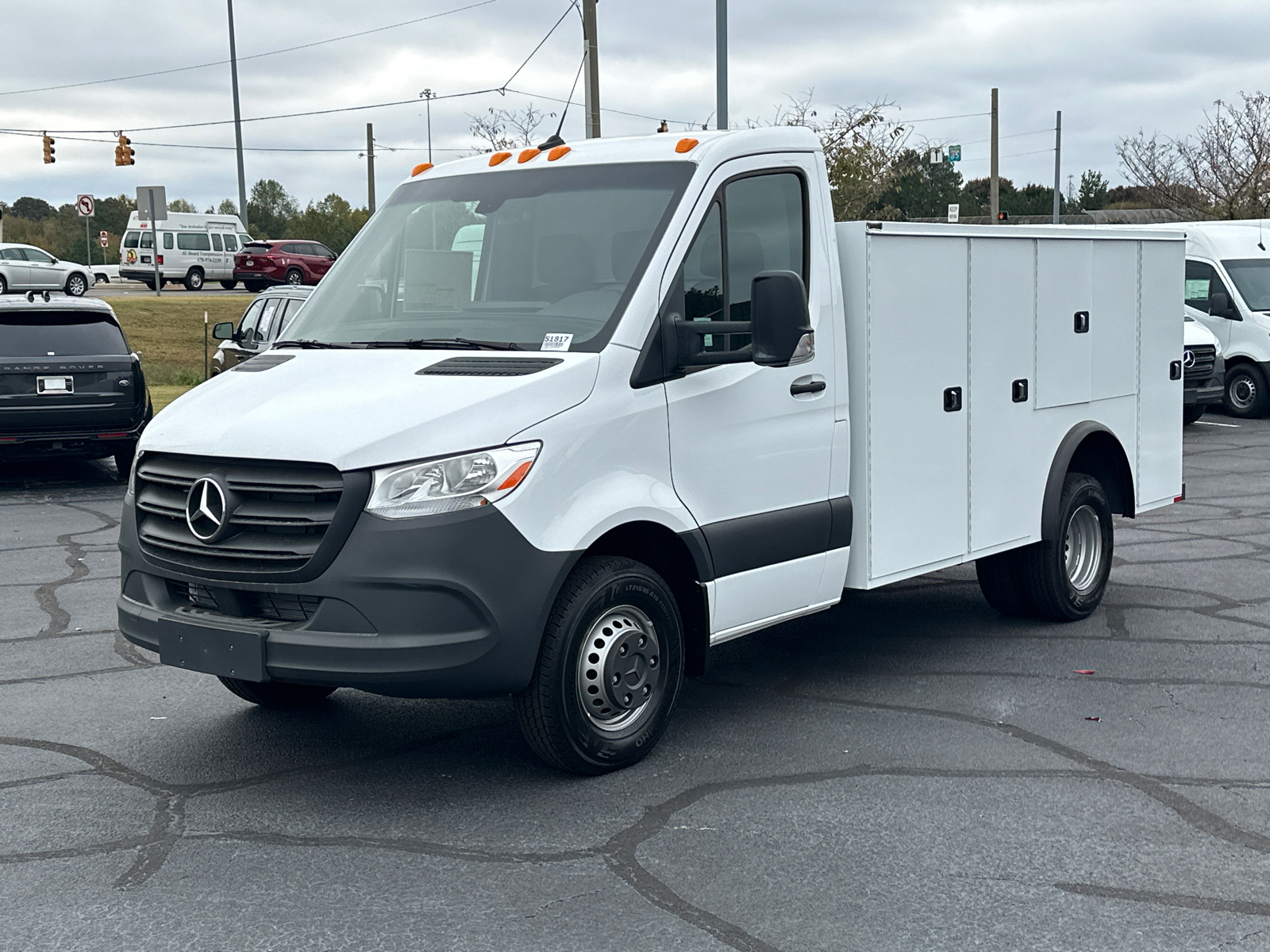 2024 Mercedes-Benz Sprinter 3500 Cab Chassis 144 WB 3