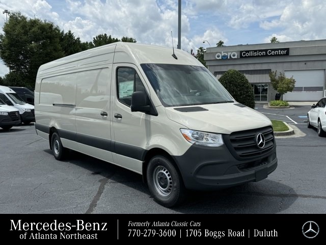 2024 Mercedes-Benz Sprinter 2500 Cargo 170 WB 1