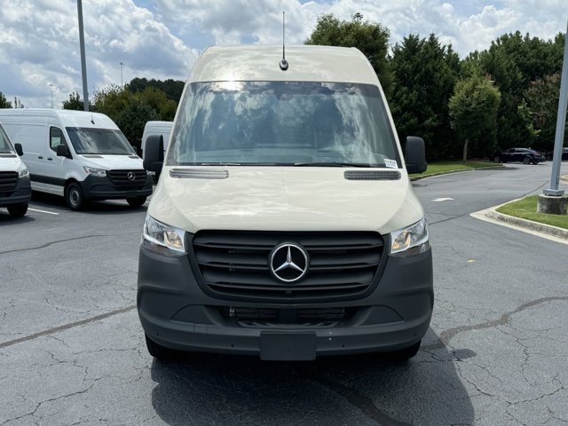 2024 Mercedes-Benz Sprinter 2500 Cargo 170 WB 2