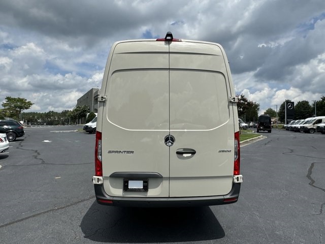 2024 Mercedes-Benz Sprinter 2500 Cargo 170 WB 5