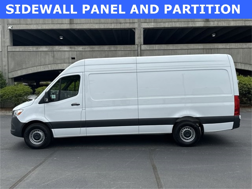 2024 Mercedes-Benz Sprinter 2500 Cargo 170 WB 8