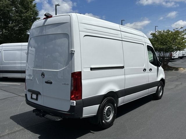 2024 Mercedes-Benz Sprinter 2500 Cargo 144 WB 13