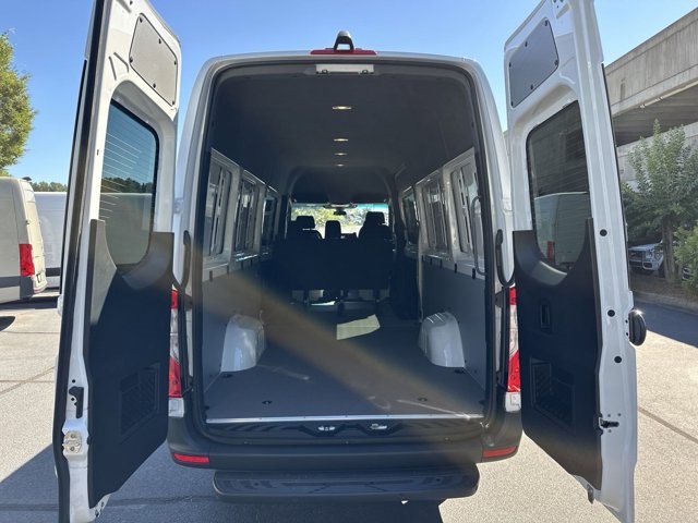 2024 Mercedes-Benz Sprinter 2500 Crew 170 WB 2