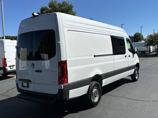 2024 Mercedes-Benz Sprinter 2500 Crew 170 WB 13