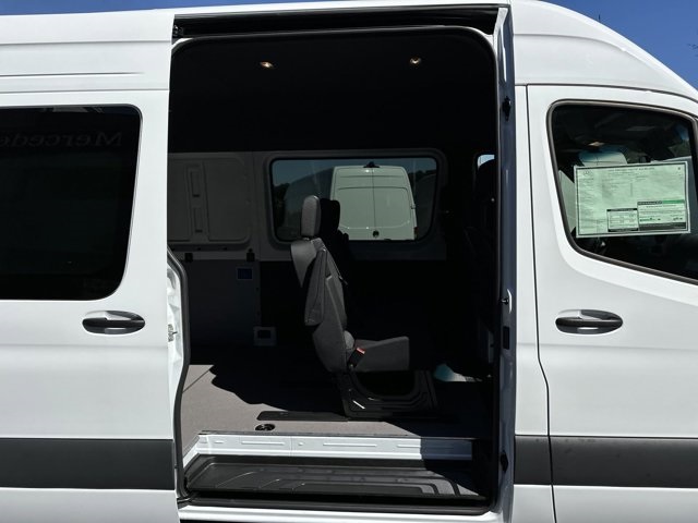 2024 Mercedes-Benz Sprinter 2500 Crew 170 WB 19