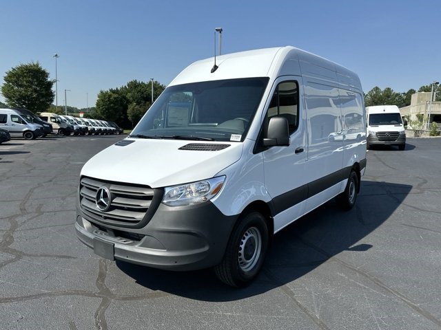 2024 Mercedes-Benz Sprinter 2500 Cargo 144 WB 5