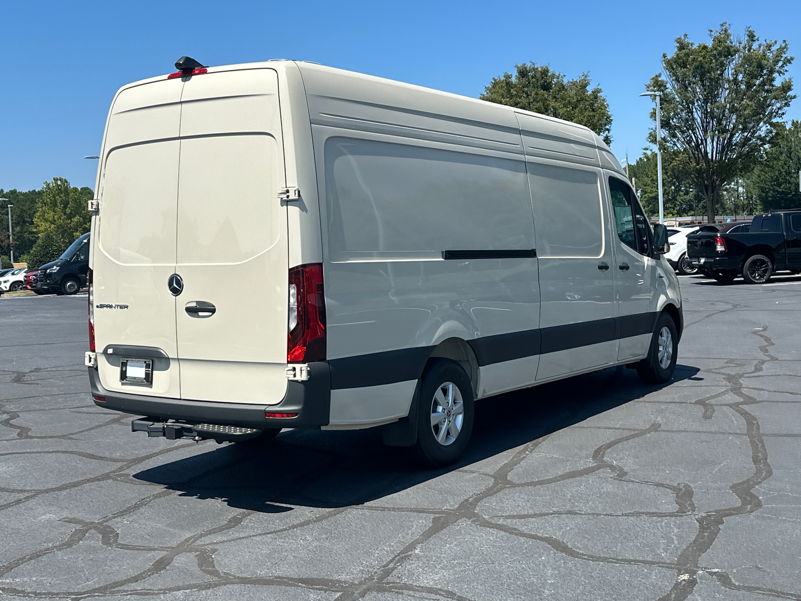 2024 Mercedes-Benz Sprinter 2500 Cargo 170 WB 7