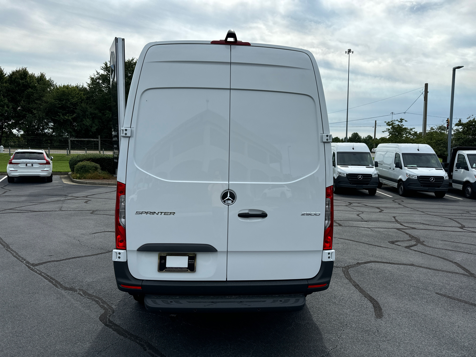 2024 Mercedes-Benz Sprinter 2500 Cargo 144 WB 6