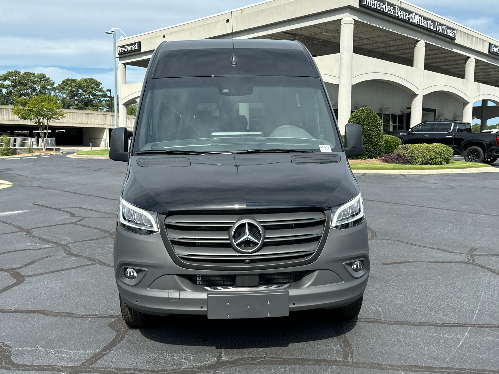 2024 Mercedes-Benz Sprinter 2500 Passenger 144 WB 2