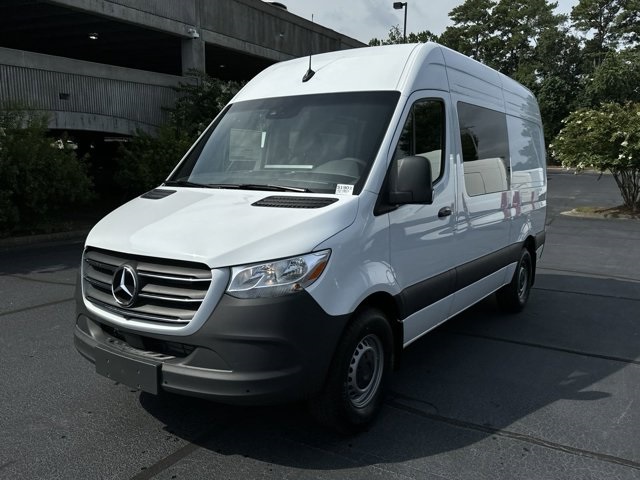 2024 Mercedes-Benz Sprinter 2500 Crew 144 WB 3