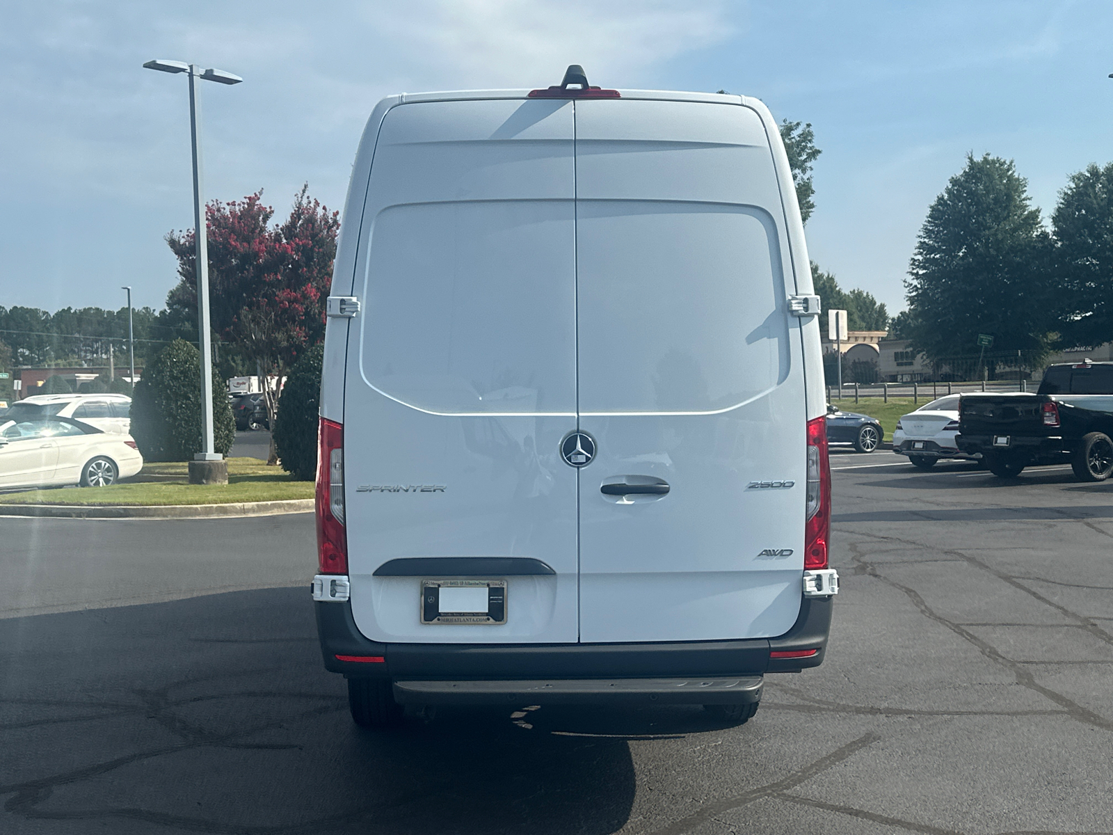 2024 Mercedes-Benz Sprinter 2500 Cargo 170 WB 6