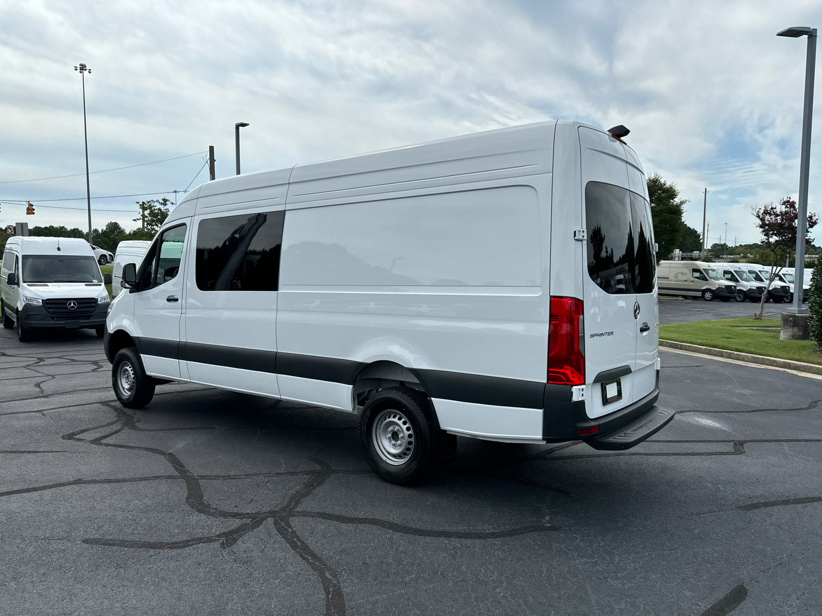 2024 Mercedes-Benz Sprinter 2500 Crew 170 WB 5