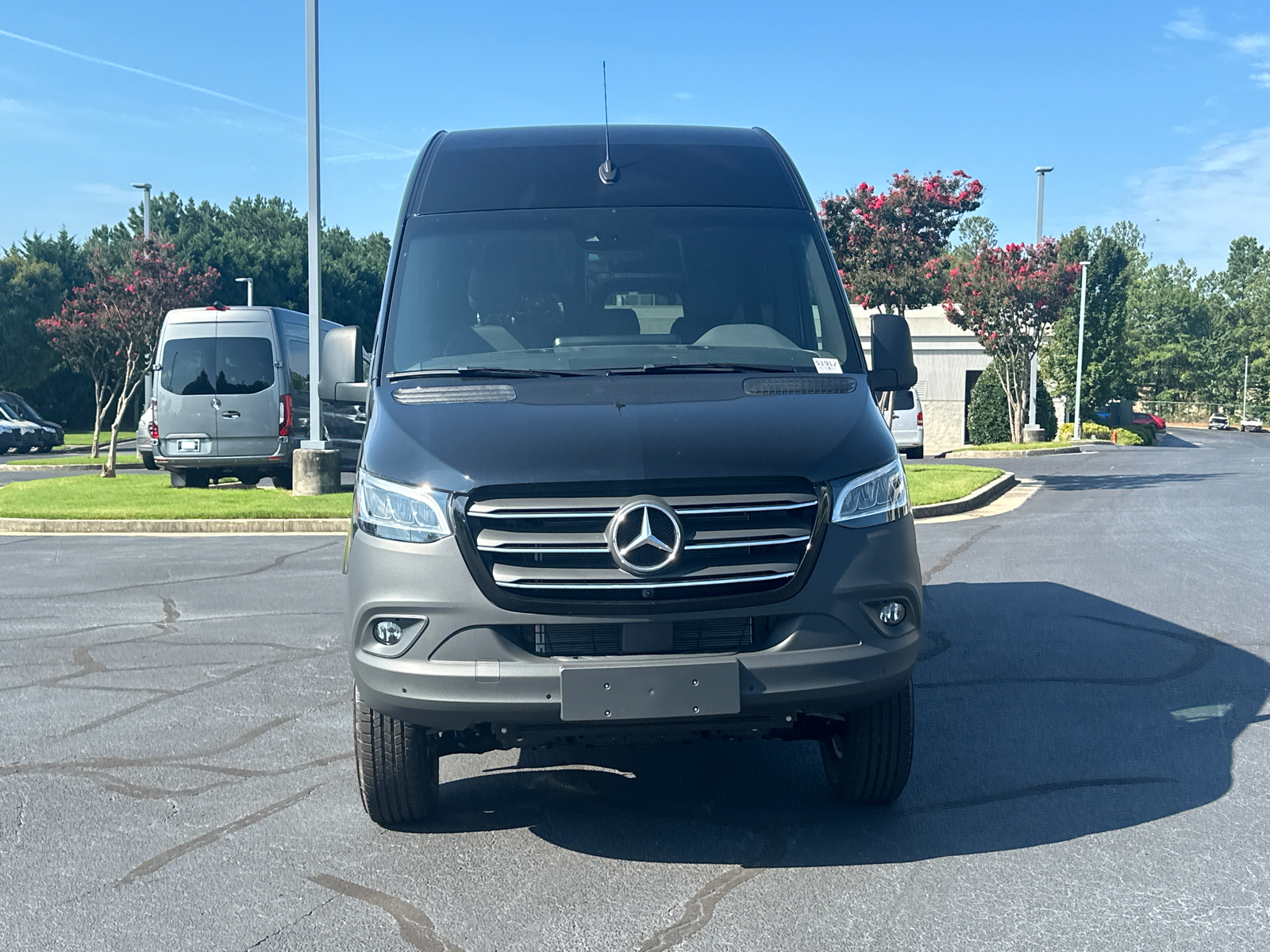 2024 Mercedes-Benz Sprinter 2500 Passenger 144 WB 2