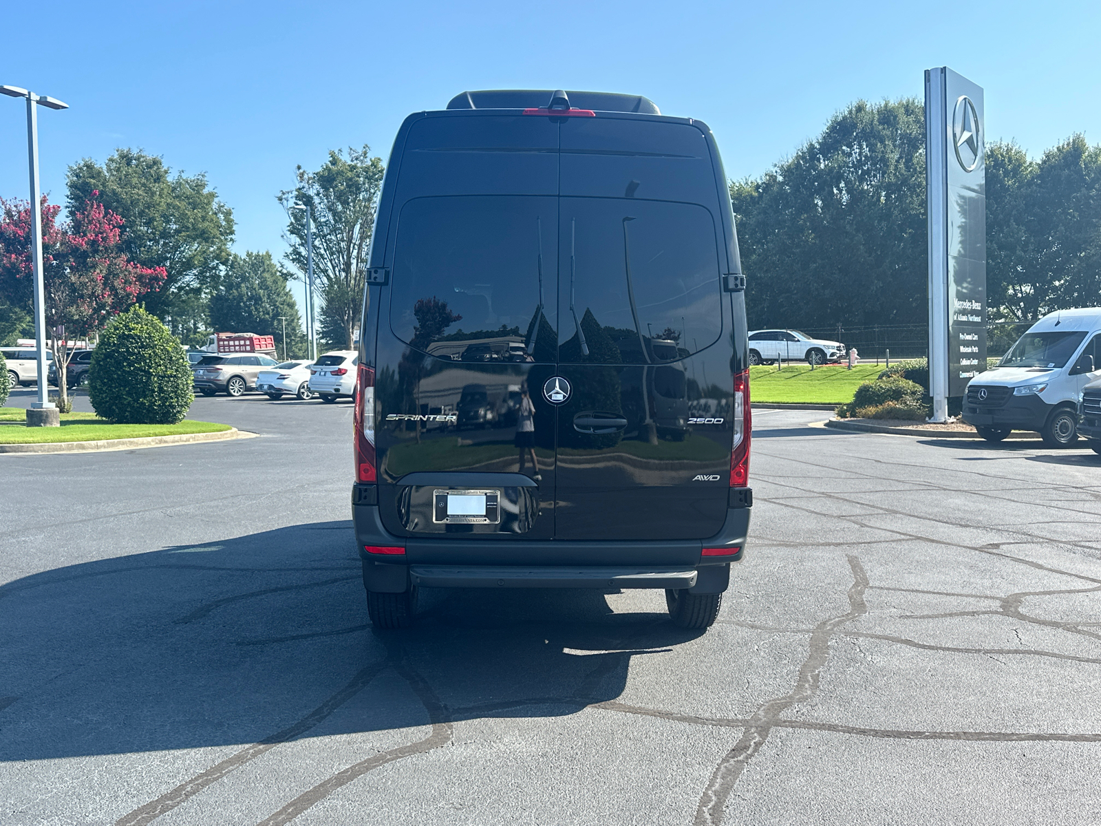 2024 Mercedes-Benz Sprinter 2500 Passenger 144 WB 6