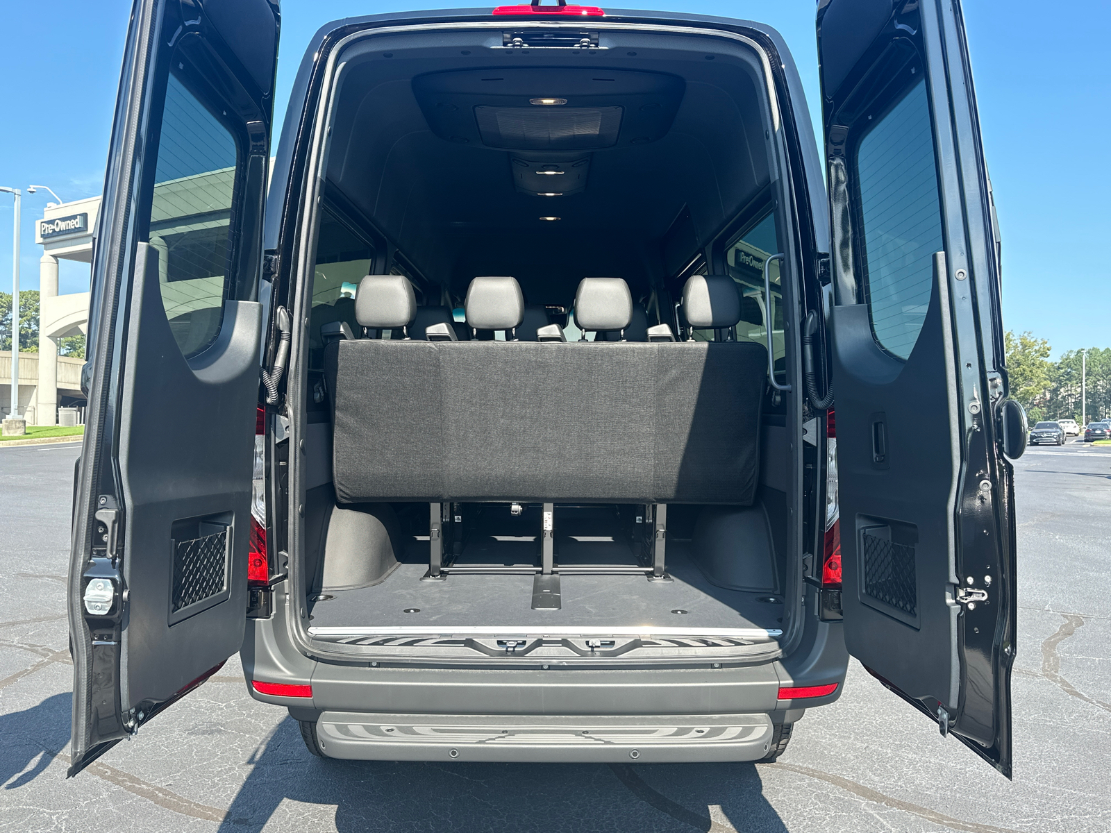 2024 Mercedes-Benz Sprinter 2500 Passenger 144 WB 20