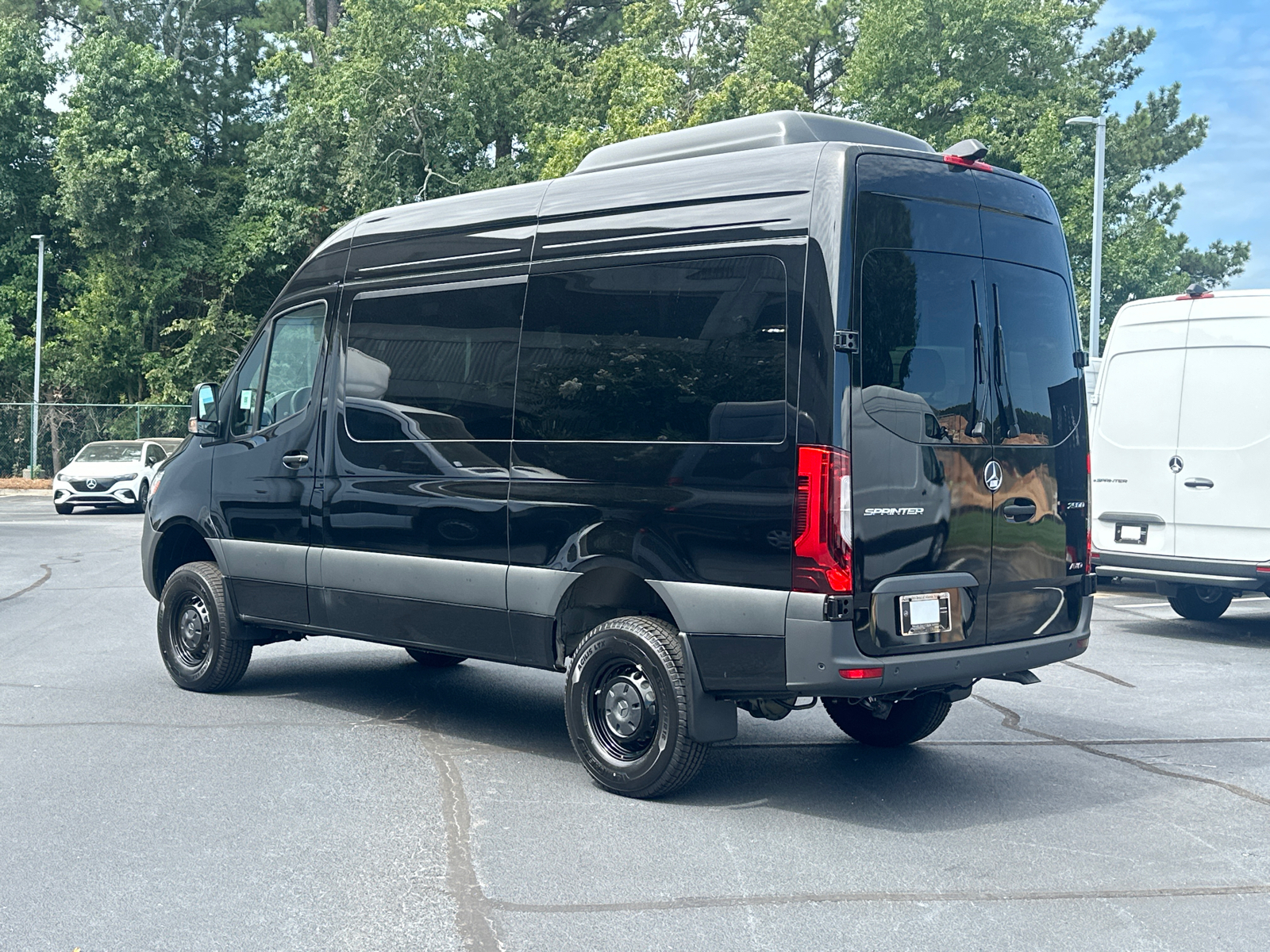 2024 Mercedes-Benz Sprinter 2500 Passenger 144 WB 5