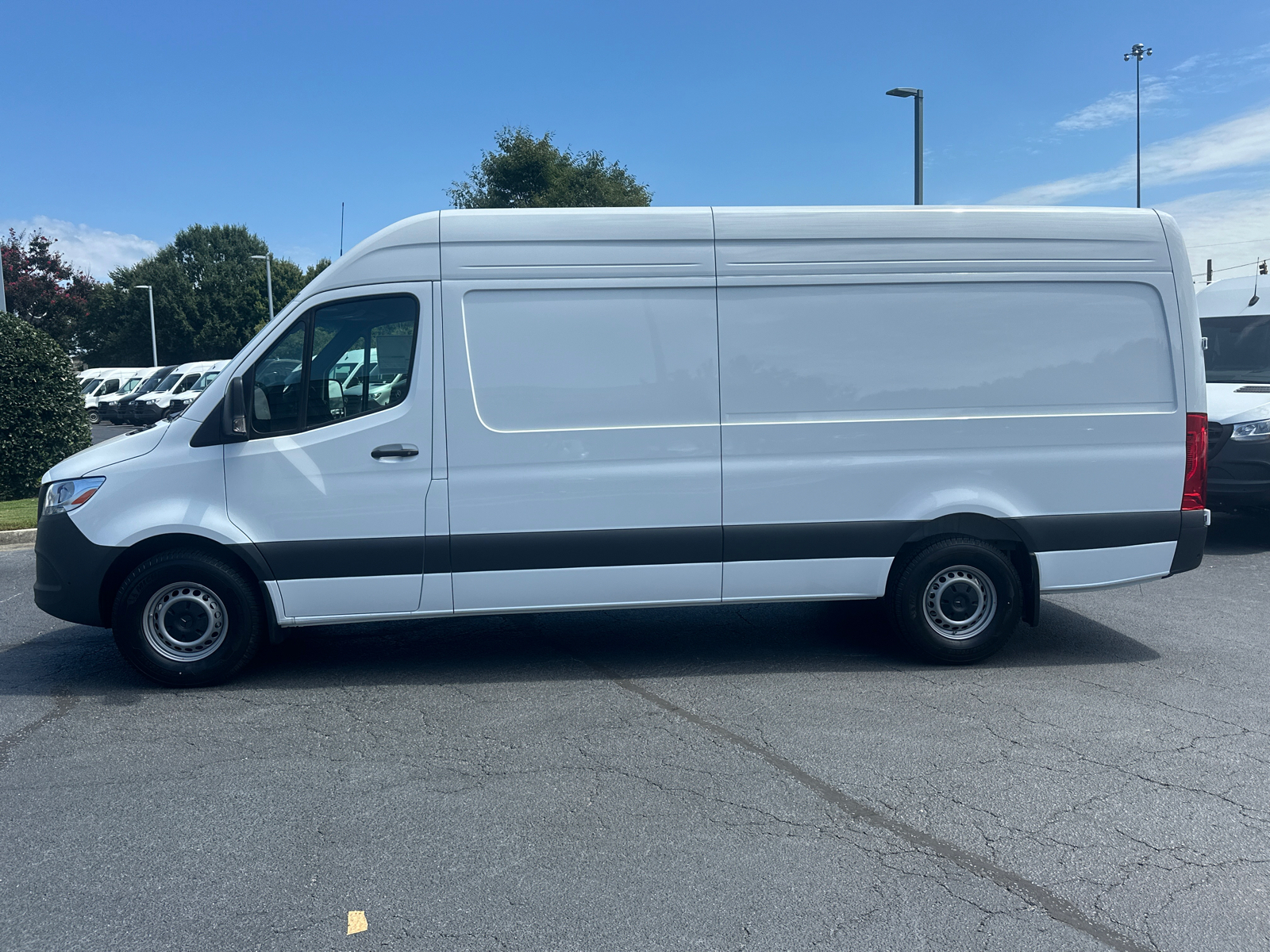 2024 Mercedes-Benz Sprinter 2500 Cargo 170 WB 4