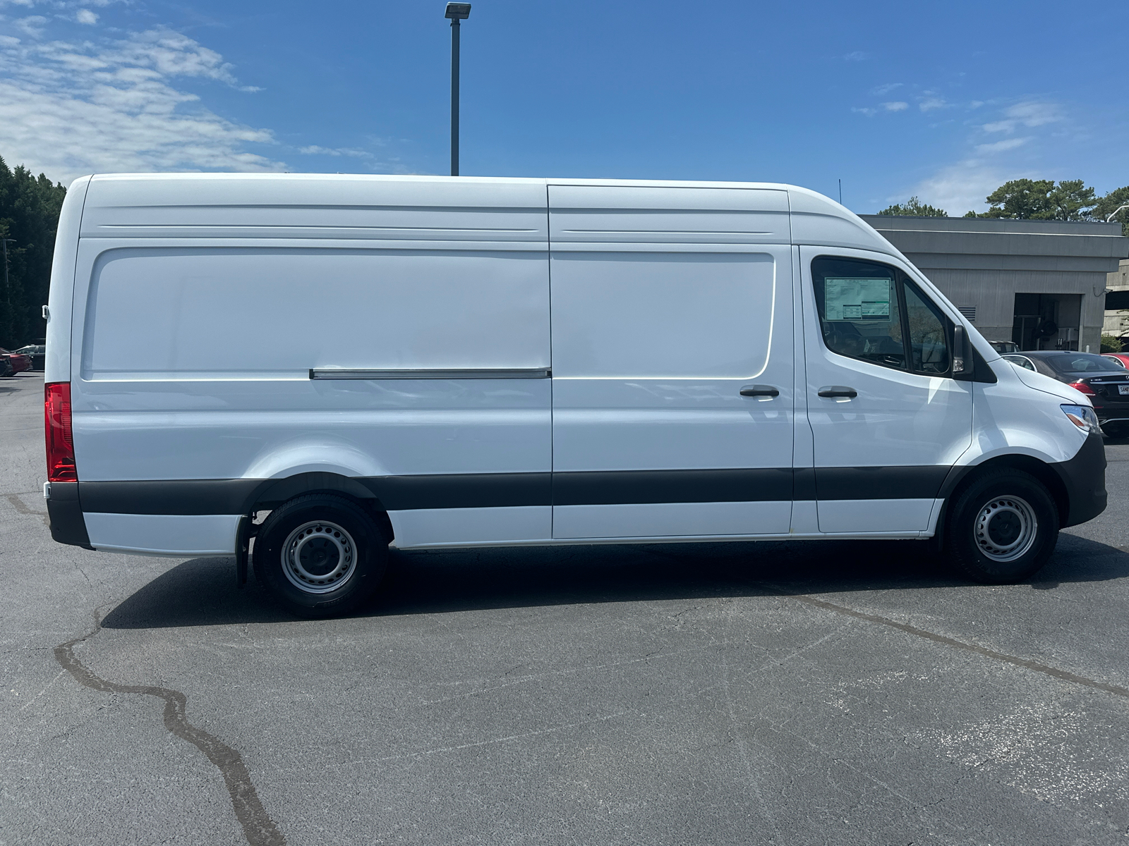 2024 Mercedes-Benz Sprinter 2500 Cargo 170 WB 8