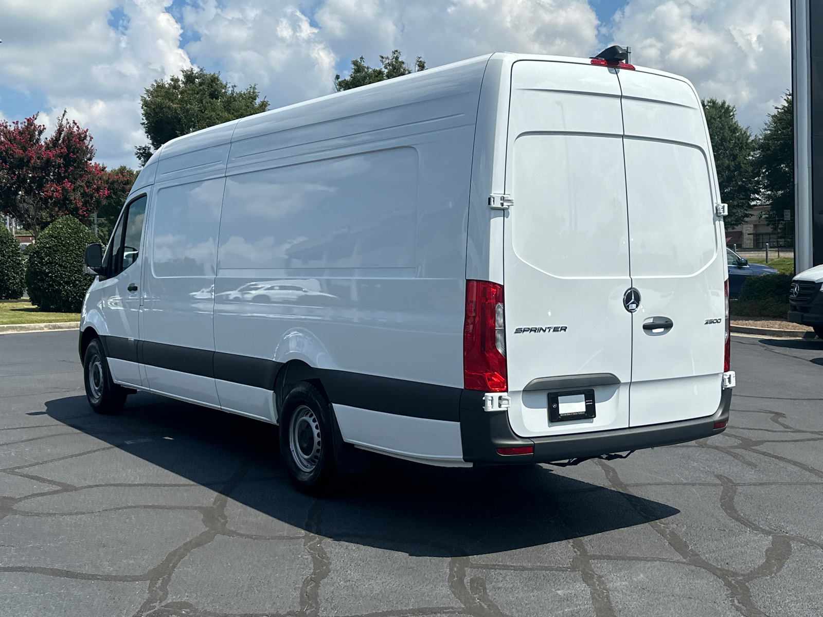 2024 Mercedes-Benz Sprinter 2500 Cargo 170 WB 5