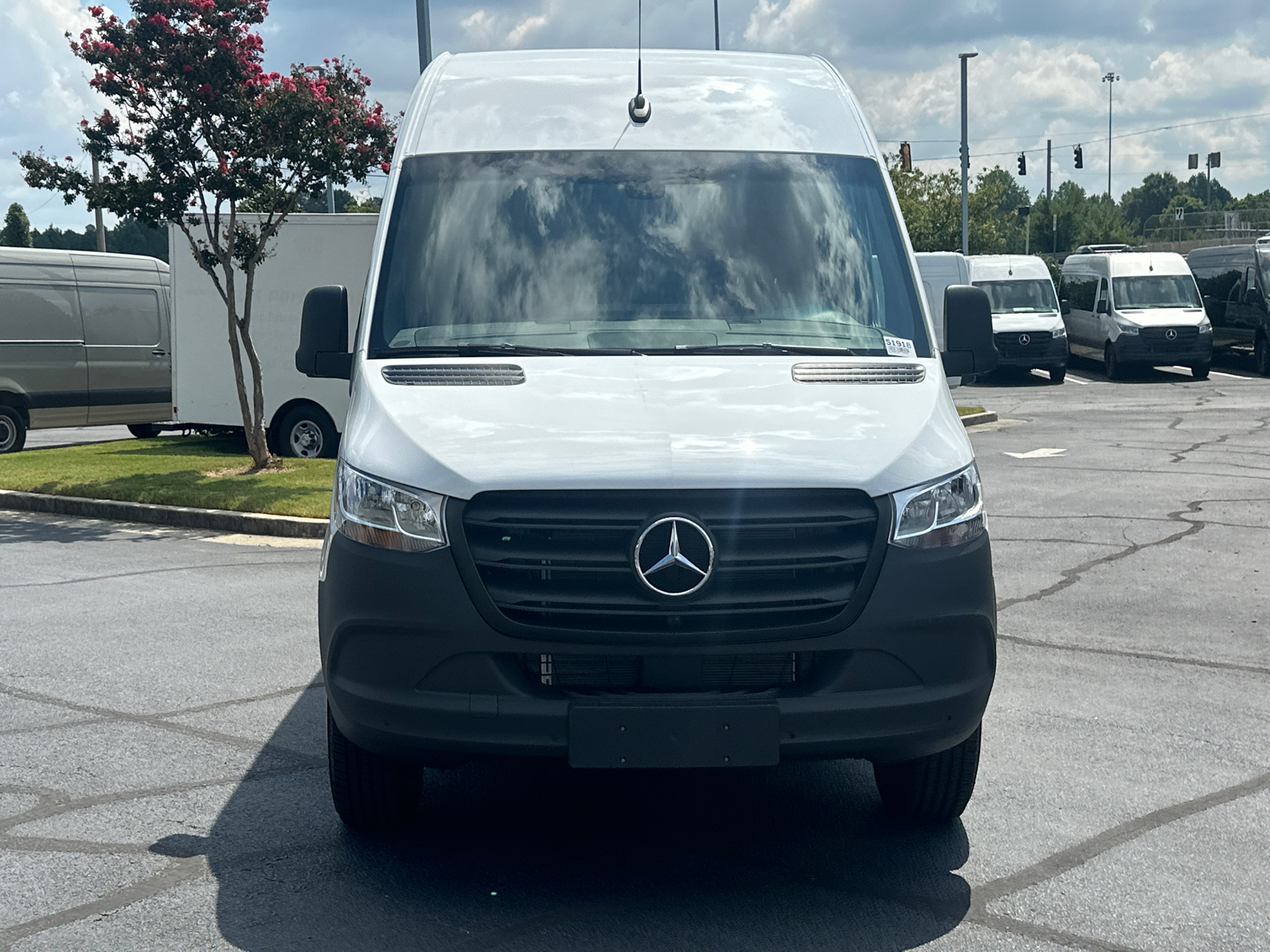 2024 Mercedes-Benz Sprinter 2500 Cargo 170 WB 2