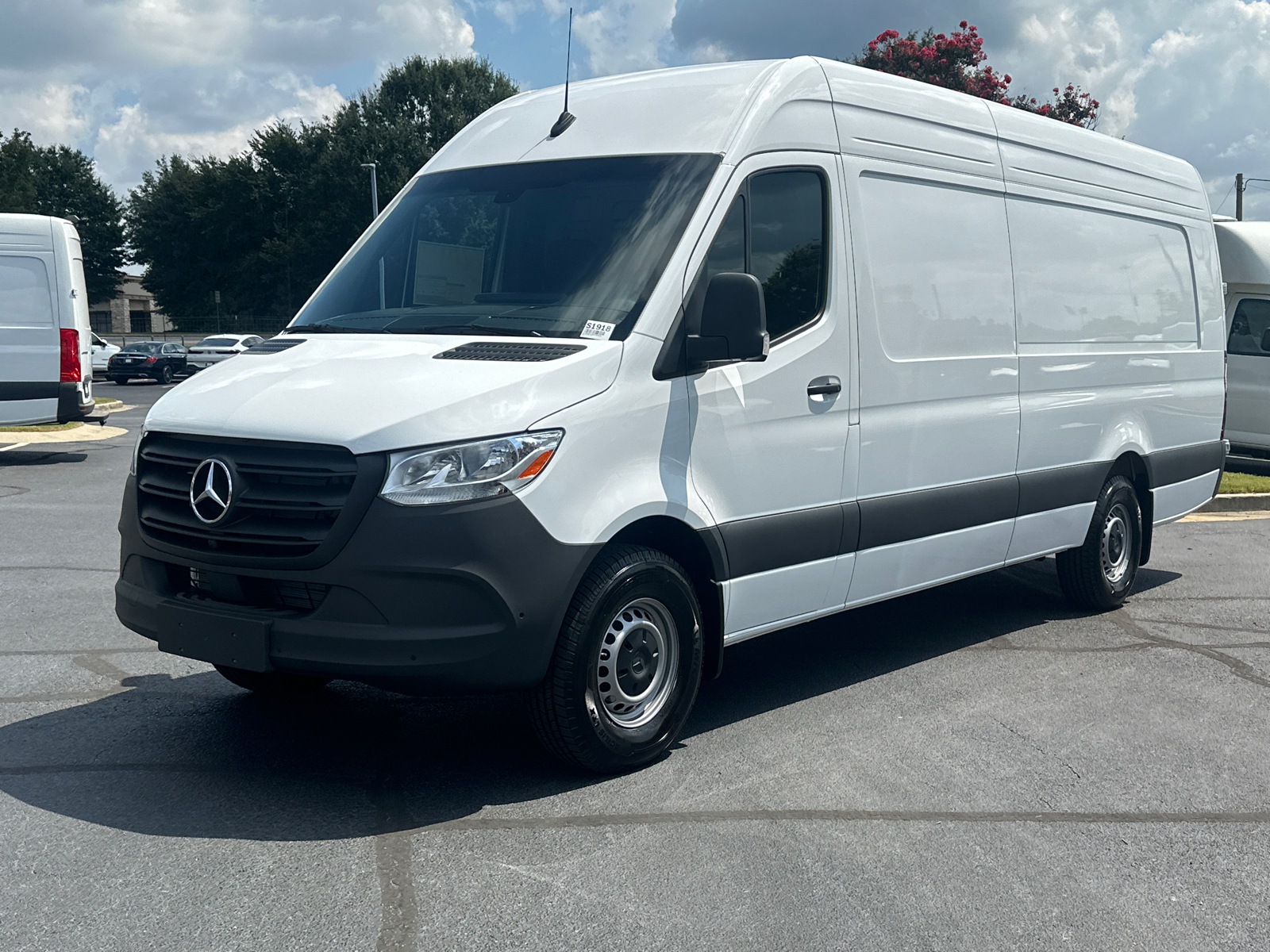 2024 Mercedes-Benz Sprinter 2500 Cargo 170 WB 3