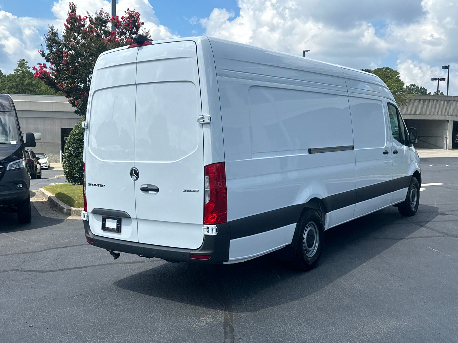 2024 Mercedes-Benz Sprinter 2500 Cargo 170 WB 7