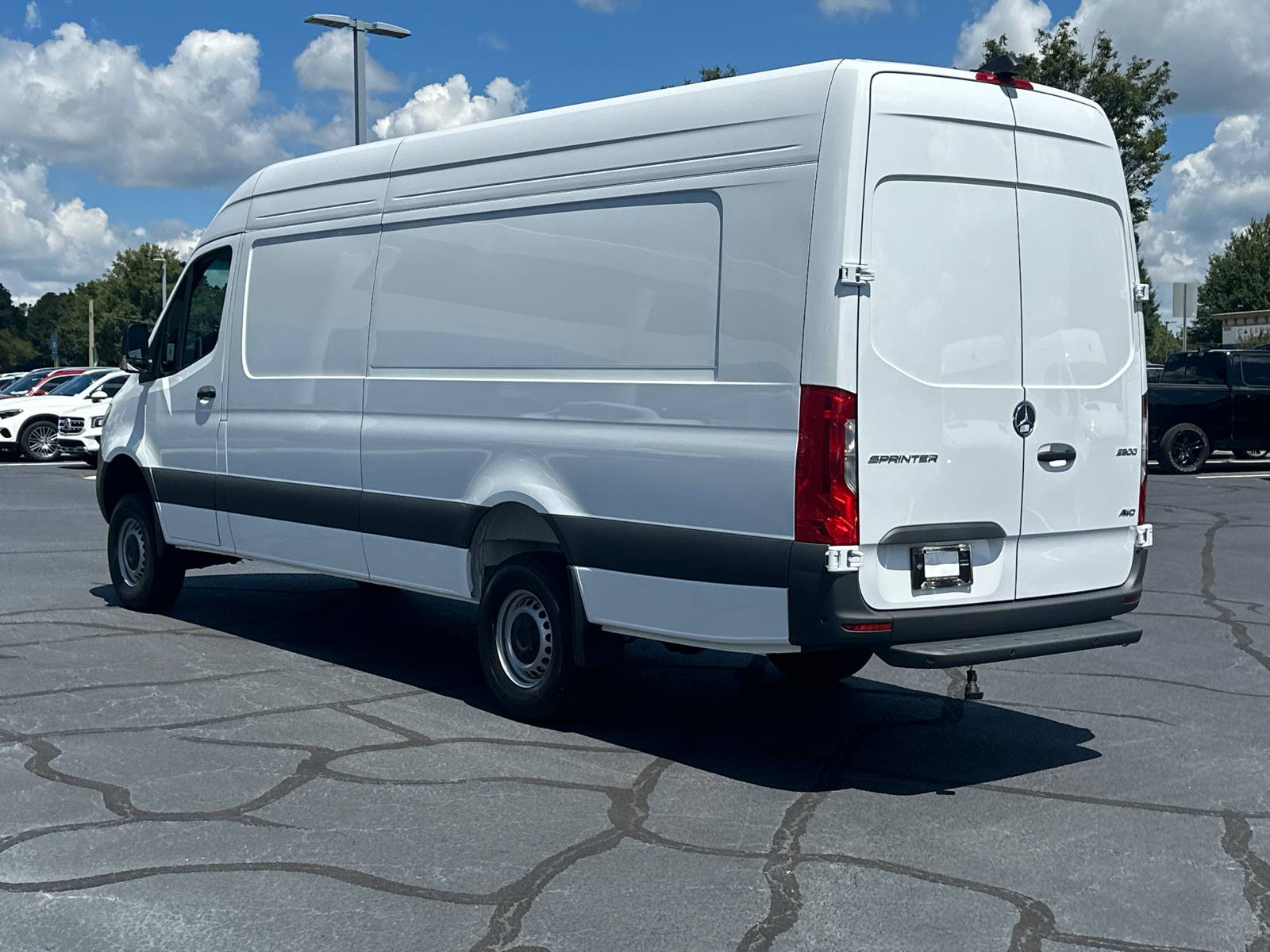 2024 Mercedes-Benz Sprinter 2500 Cargo 170 WB 5