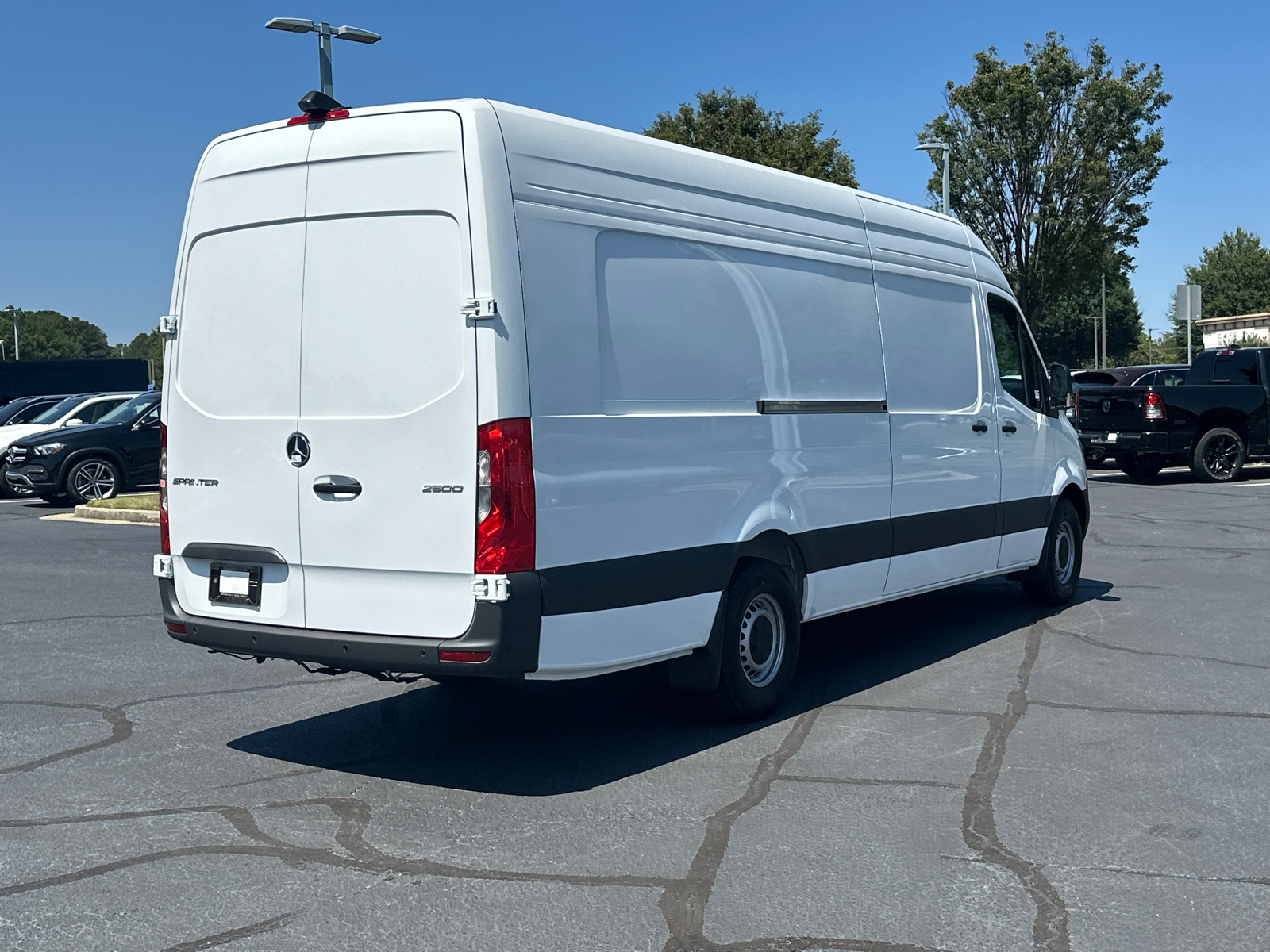 2024 Mercedes-Benz Sprinter 2500 Cargo 170 WB 7