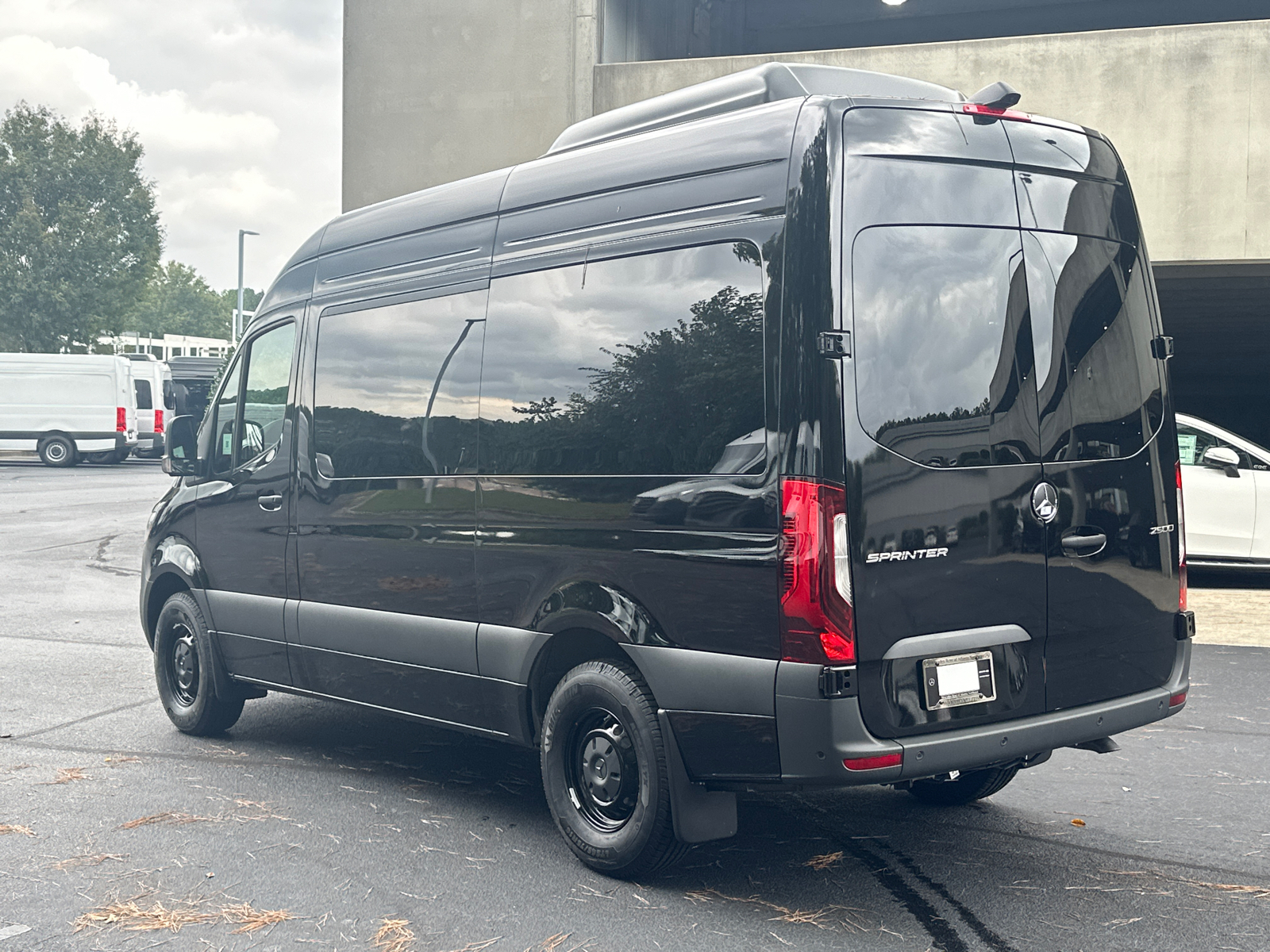 2024 Mercedes-Benz Sprinter 2500 Passenger 144 WB 5