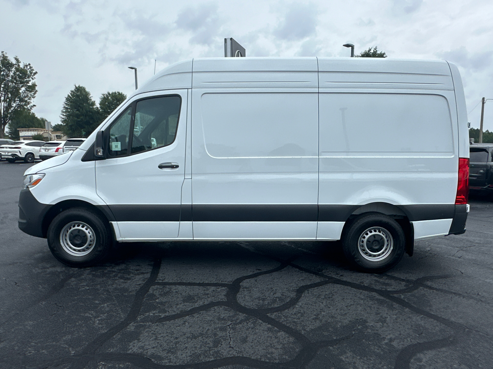 2024 Mercedes-Benz Sprinter 2500 Cargo 144 WB 4