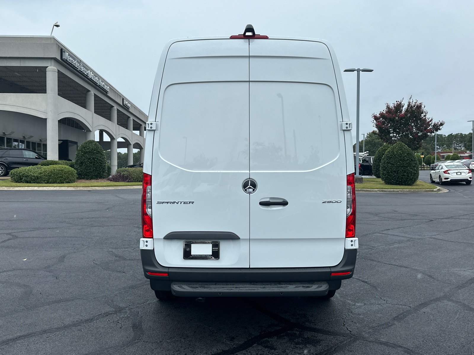 2024 Mercedes-Benz Sprinter 2500 Cargo 144 WB 6