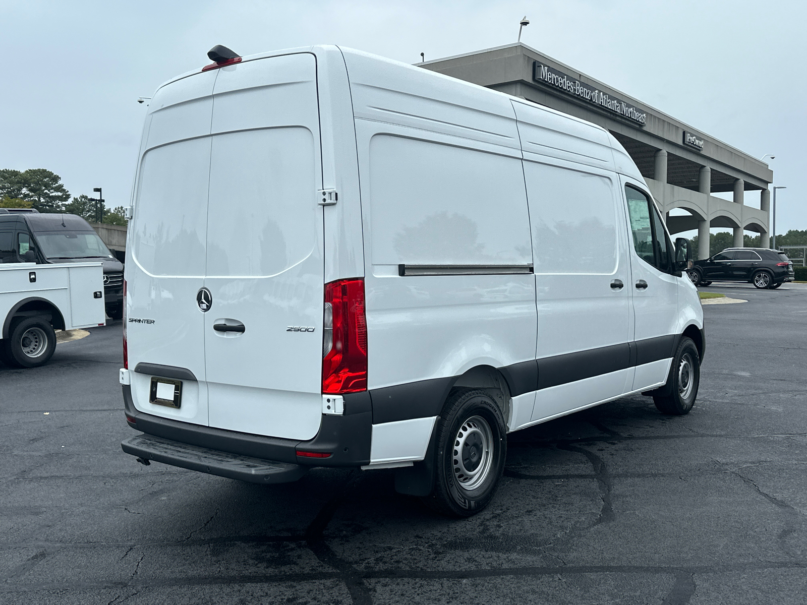 2024 Mercedes-Benz Sprinter 2500 Cargo 144 WB 7