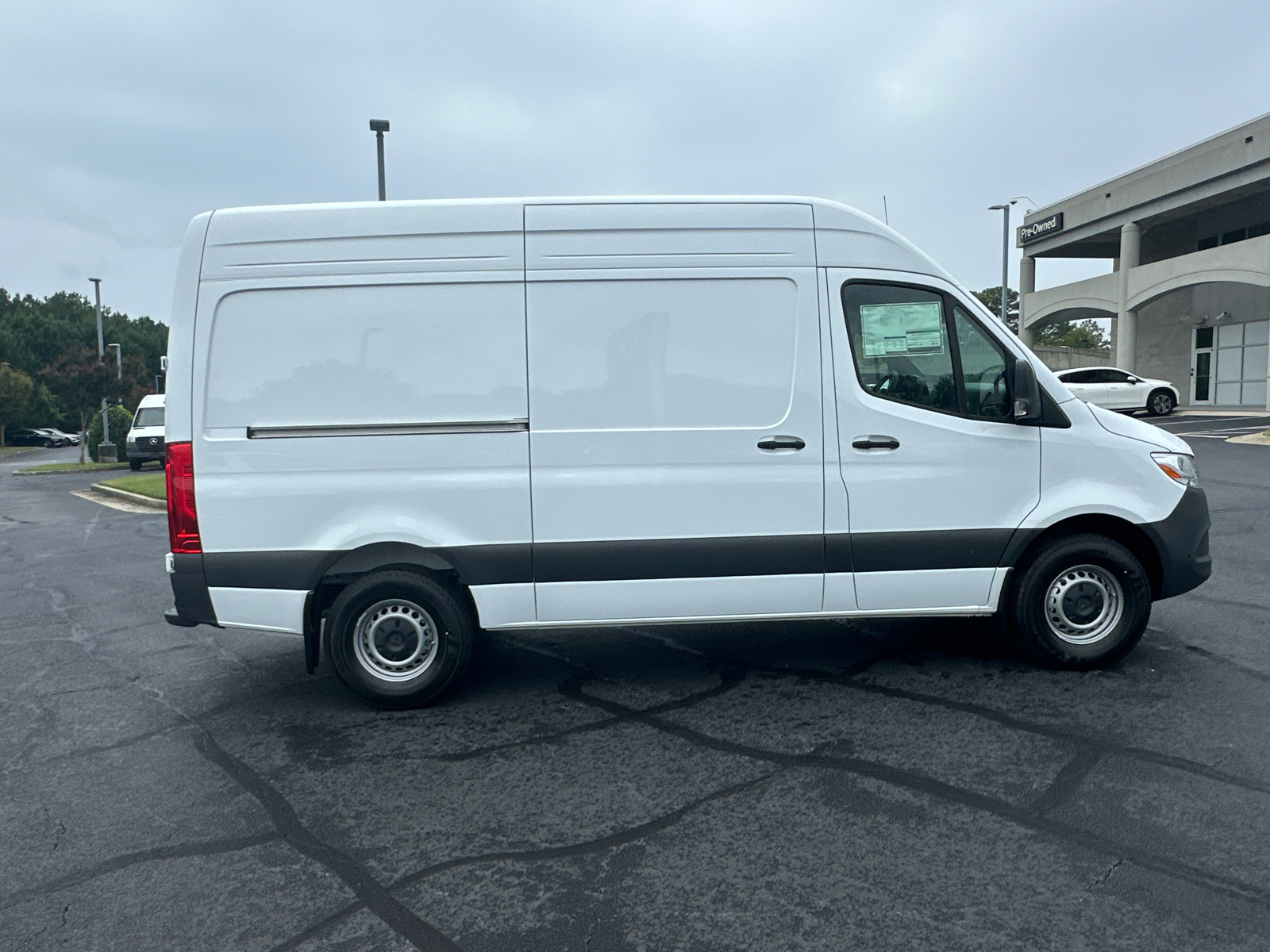 2024 Mercedes-Benz Sprinter 2500 Cargo 144 WB 8