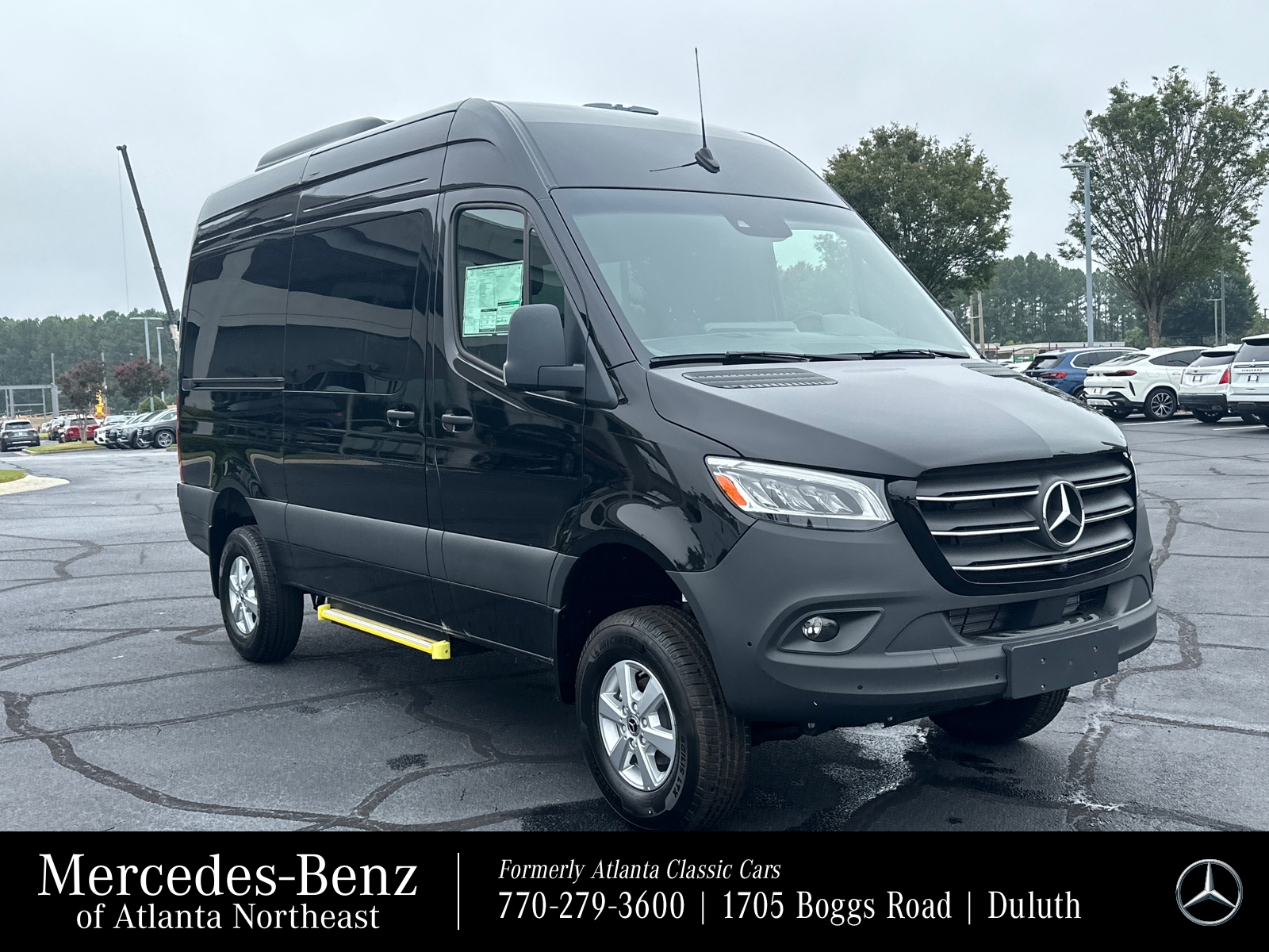 2024 Mercedes-Benz Sprinter 2500 Passenger 144 WB 1