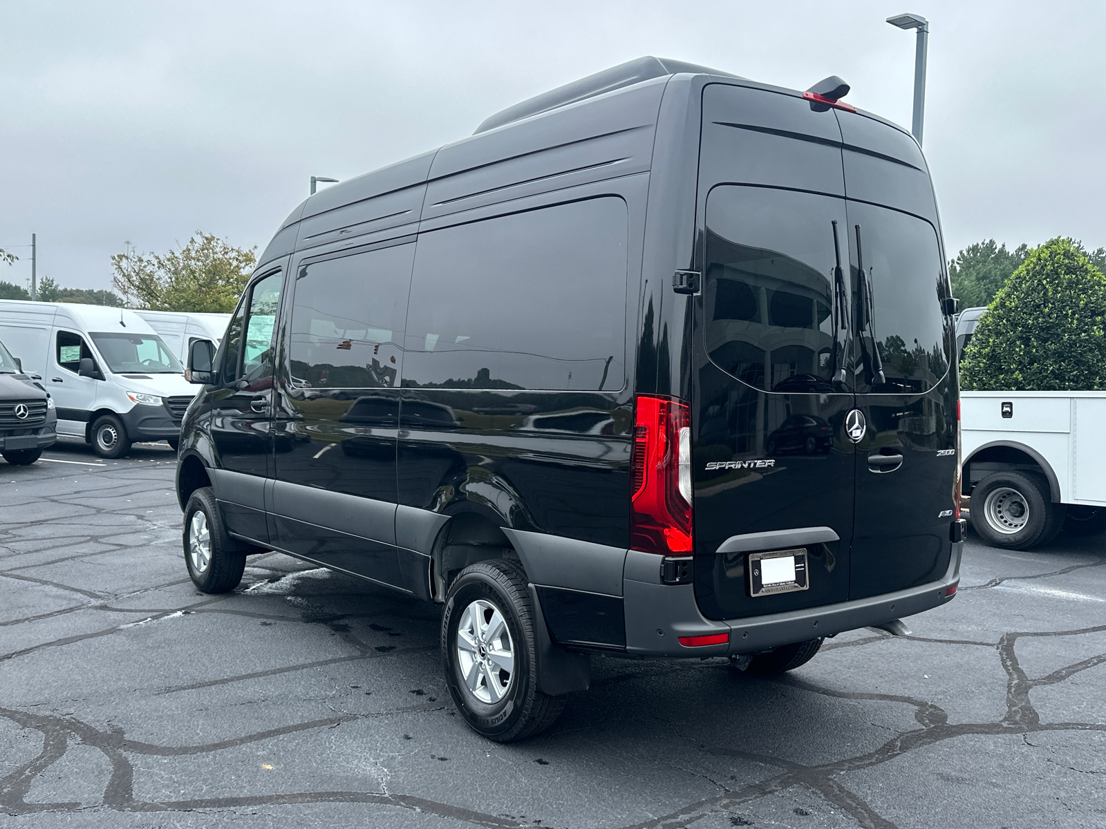 2024 Mercedes-Benz Sprinter 2500 Passenger 144 WB 5