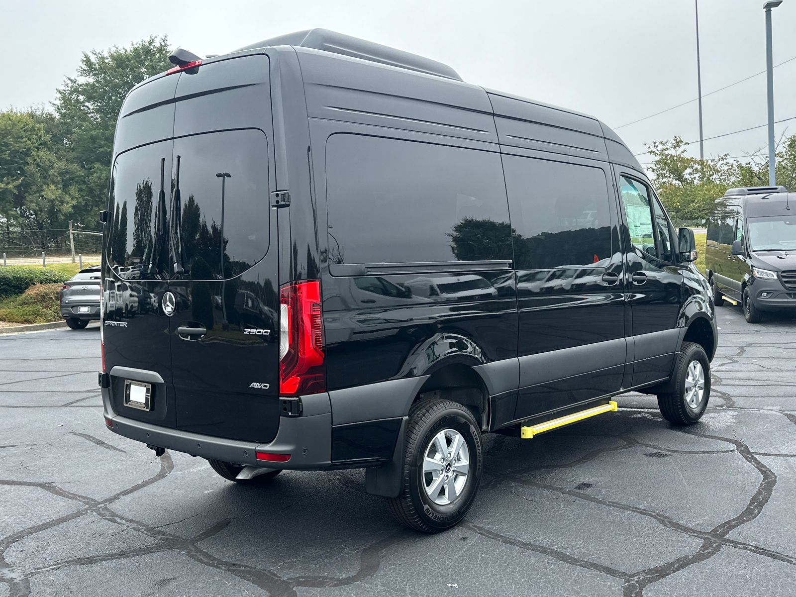 2024 Mercedes-Benz Sprinter 2500 Passenger 144 WB 7