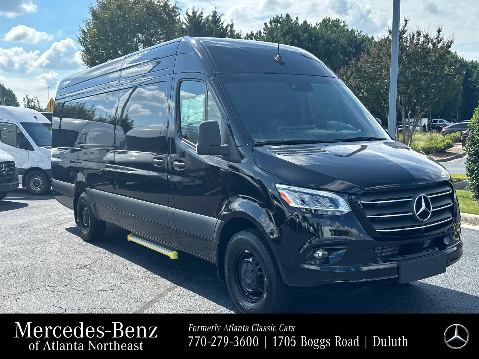 2024 Mercedes-Benz Sprinter 2500 Cargo 170 WB 1