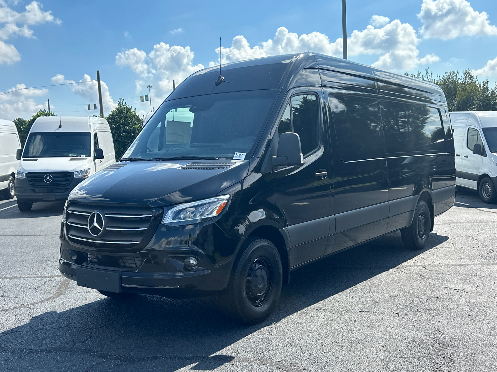 2024 Mercedes-Benz Sprinter 2500 Cargo 170 WB 3