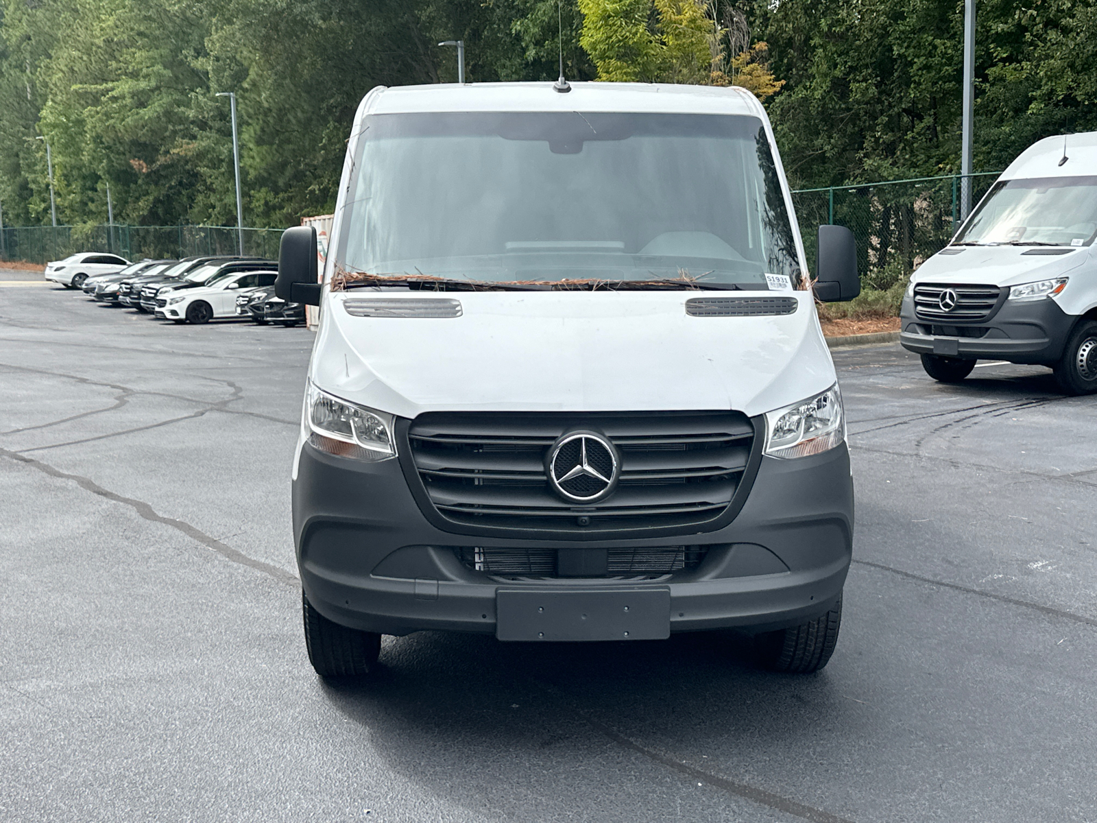 2024 Mercedes-Benz Sprinter 2500 Cargo 144 WB 2